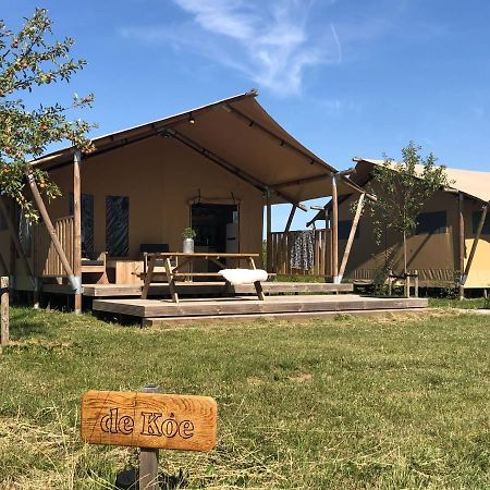 De Hazelaarshof Luxe Glampingtent Bij Natuurgebied De Millingerwaard Kekerdom Luaran gambar