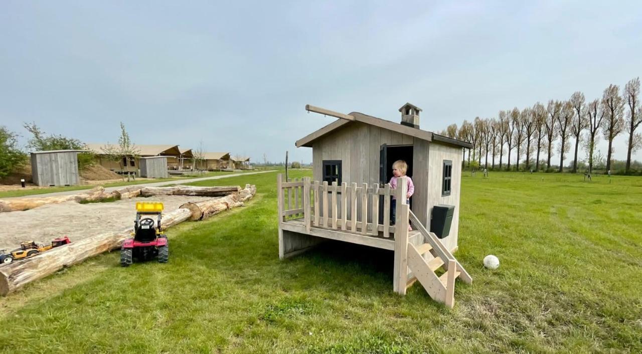 De Hazelaarshof Luxe Glampingtent Bij Natuurgebied De Millingerwaard Kekerdom Luaran gambar